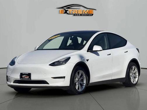 2022 Tesla Model Y Long Range Dual Motor All-Wheel Drive