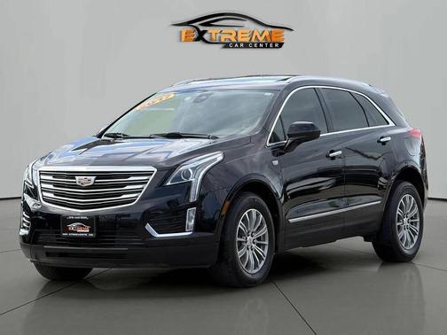 Stellar Black Metallic 2017 Cadillac XT5 Luxury