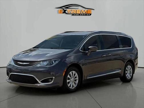 2018 Chrysler Pacifica Touring-L