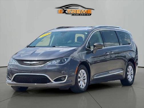 2018 Chrysler Pacifica Touring-L