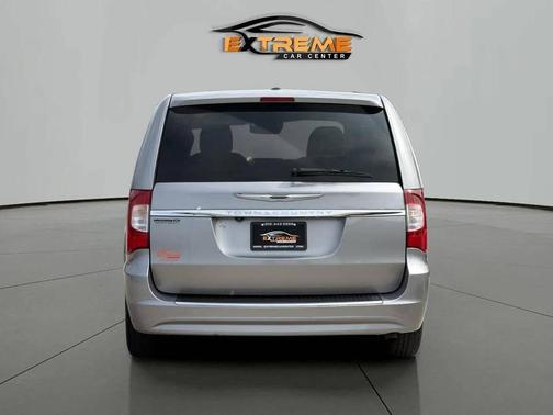 Billet Silver Metallic Clearcoat 2016 Chrysler Town & Country Touring