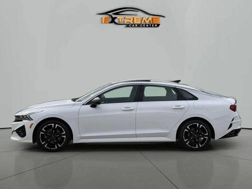 Glacial White Pearl 2022 Kia K5 GT-Line