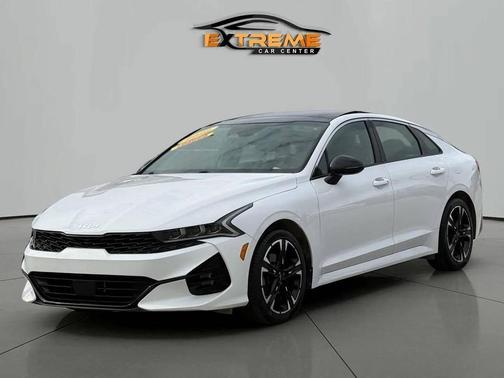 Glacial White Pearl 2022 Kia K5 GT-Line