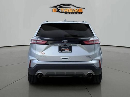 Ingot Silver Metallic 2019 Ford Edge SEL