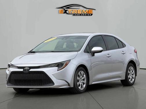 Classic Silver Metallic 2020 Toyota Corolla LE