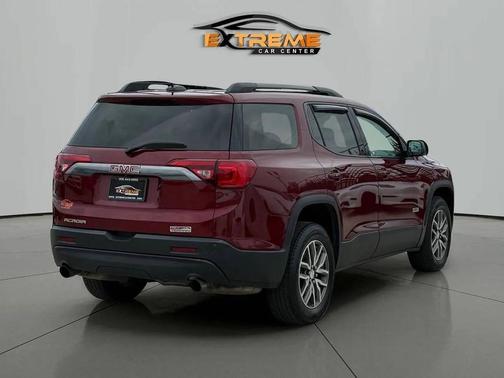2017 GMC Acadia SLE-2