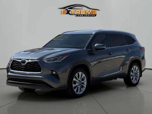 Magnetic Gray Metallic 2023 Toyota Highlander Limited