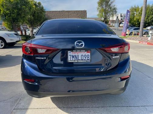 2015 Mazda Mazda3 i Sport