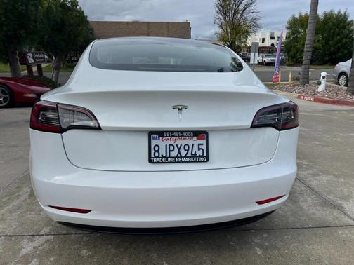 2019 Tesla Model 3 Mid Range