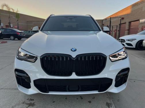 2023 BMW X5 sDrive40i