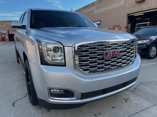 2020 GMC Yukon XL Denali