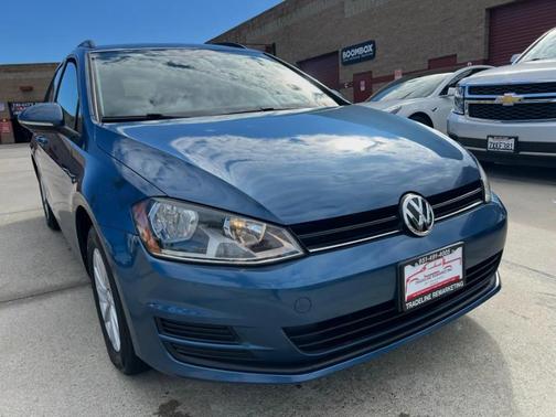 2017 Volkswagen Golf SportWagen TSI S