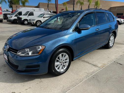 2017 Volkswagen Golf SportWagen TSI S