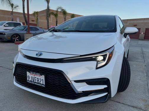 2024 Toyota Corolla Hybrid SE