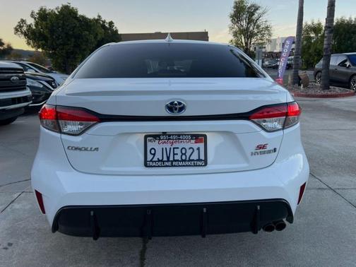 2024 Toyota Corolla Hybrid SE