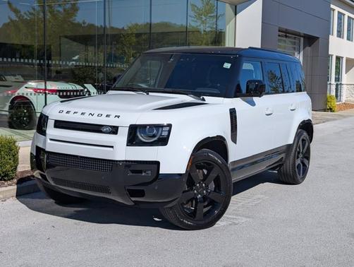 Fuji White 2026 Land Rover Defender P400 X-Dynamic SE
