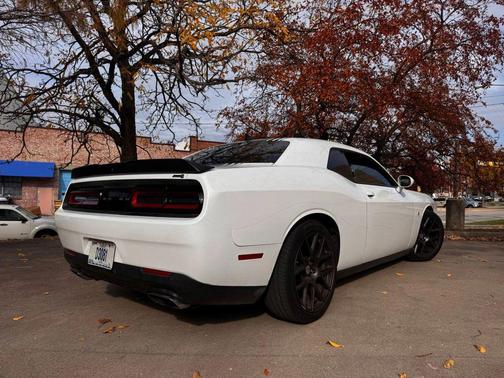2016 Dodge Challenger R/T Scat Pack