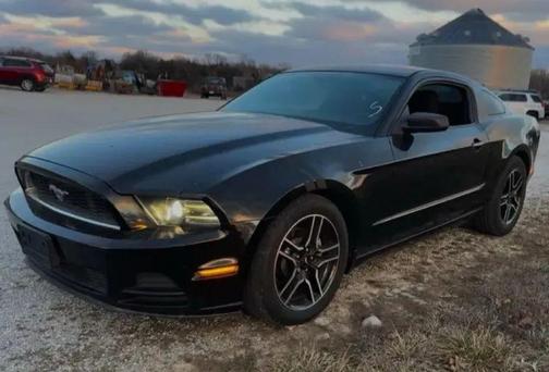 2014 Ford Mustang V6