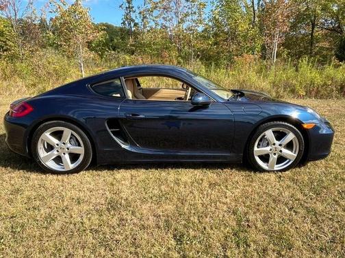 2014 Porsche Cayman Coupe 2D