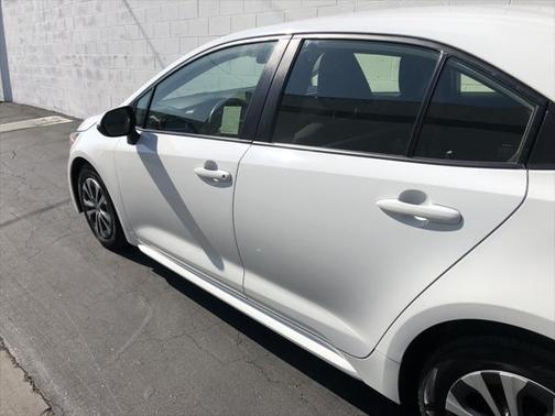 2022 Toyota Corolla Hybrid LE