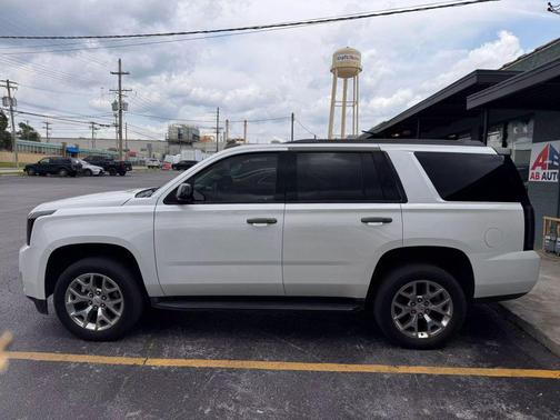 2017 GMC Yukon SLT