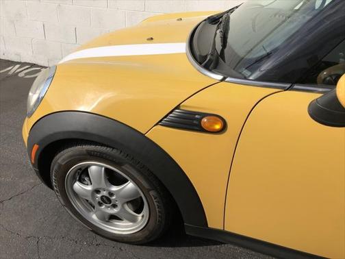 2009 MINI Cooper S Base