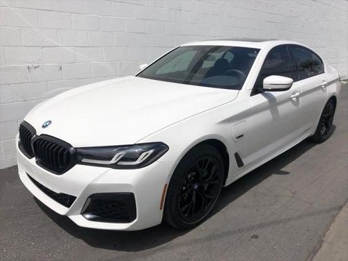 2022 BMW 530e Base