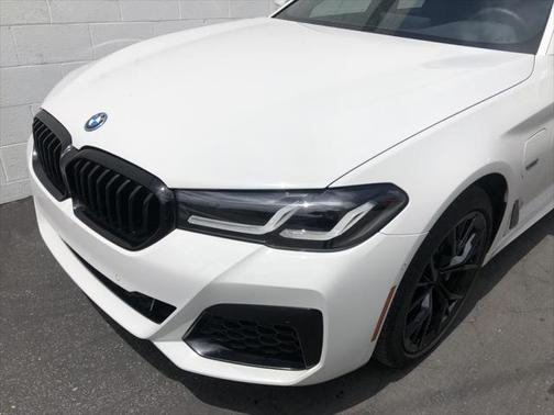 2022 BMW 530e Base