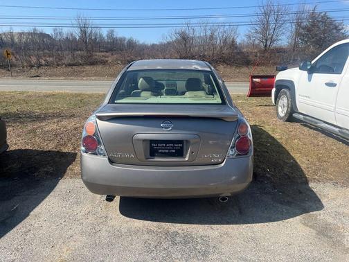 2002 Nissan Altima 3.5 SE