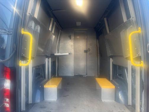 2018 Mercedes-Benz Sprinter 2500 Standard Roof