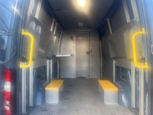 2018 Mercedes-Benz Sprinter 2500 Standard Roof