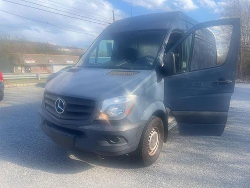 2018 Mercedes-Benz Sprinter 2500 Standard Roof