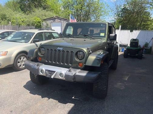 Cream 2008 Jeep Wrangler Sahara