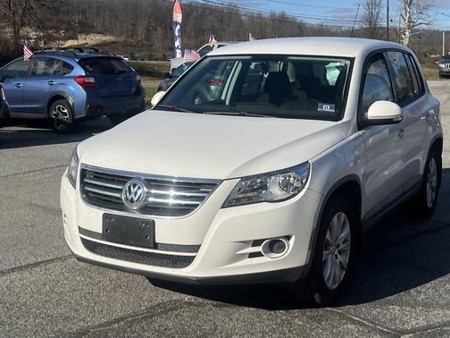 2009 Volkswagen Tiguan Base