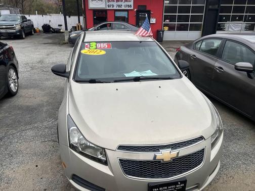 Brown 2012 Chevrolet Cruze LS