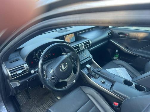 2015 Lexus IS 250 Crafted Line