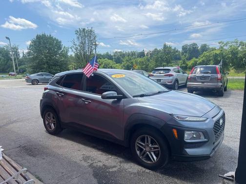 Gray 2020 Hyundai KONA SE 4dr Crossover