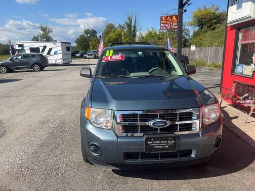 2011 Ford Escape XLS