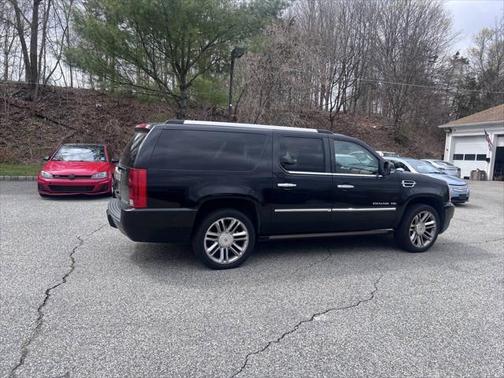 2014 Cadillac Escalade ESV Platinum Edition