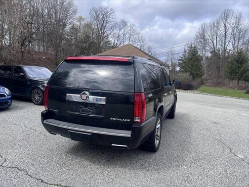 2014 Cadillac Escalade ESV Platinum Edition