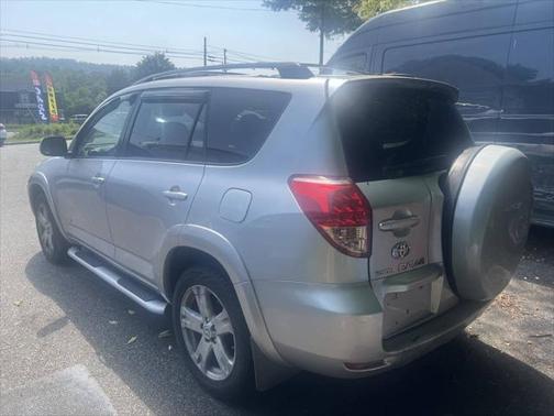 2007 Toyota RAV4 Sport