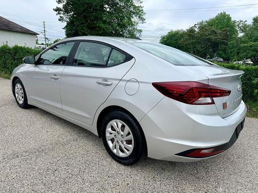 Symphony Silver 2019 Hyundai ELANTRA SE