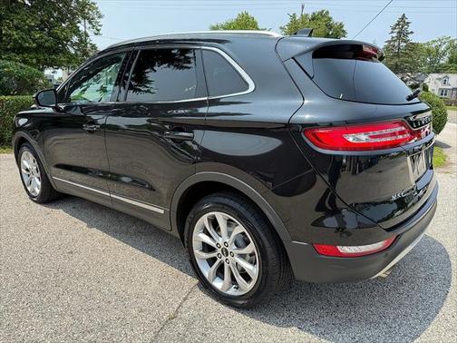 2015 Lincoln MKC Base