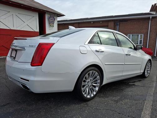 2016 Cadillac CTS 2.0L Turbo Luxury