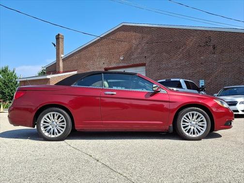 2014 Chrysler 200 Limited