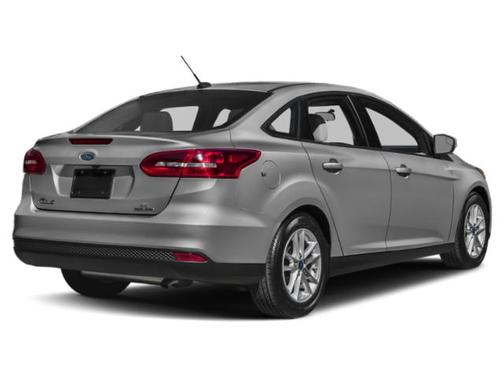 Ingot Silver 2015 Ford Focus SE