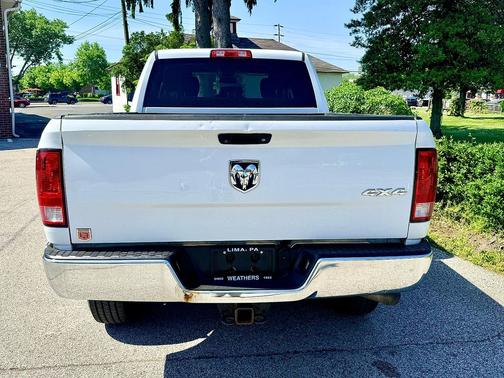 Bright White Clearcoat 2018 RAM 2500 Tradesman Crew Cab 4x4 6'4' Box