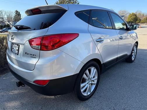 2010 Hyundai TUCSON Limited