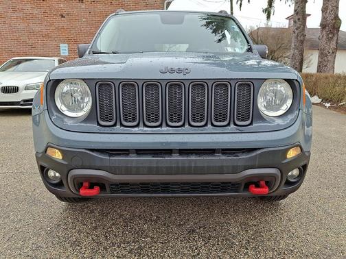 2017 Jeep Renegade Trailhawk