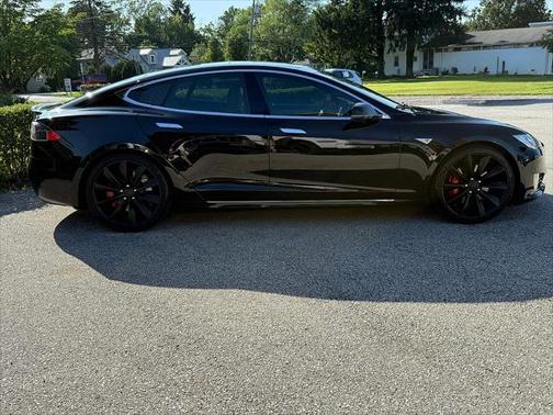 2016 Tesla Model S P90D